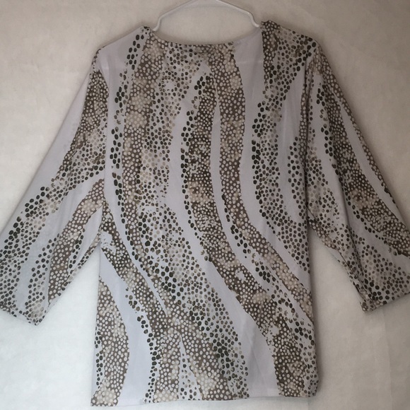 CHICO’S “Easy Wear” Packable Wrinkle Free Poly Jersey Knit 3/4 Sleeve Tie Front - Picture 2 of 16